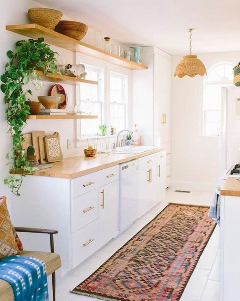 Open Concept Kitchen Shelving Over a Sink