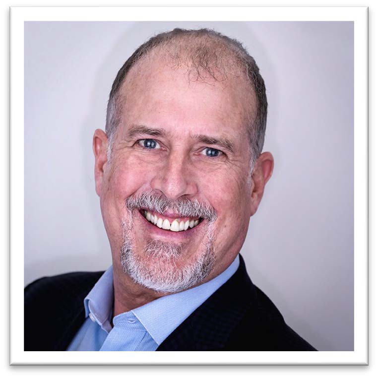 Chris Schneider head shot