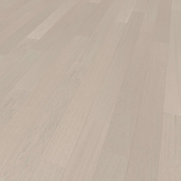 Everglade Oak* features wide, light-colored planks with natural grain patterns in a staggered layout. Its smooth, clean surface creates a modern, spacious look and adds uniform elegance to any room.