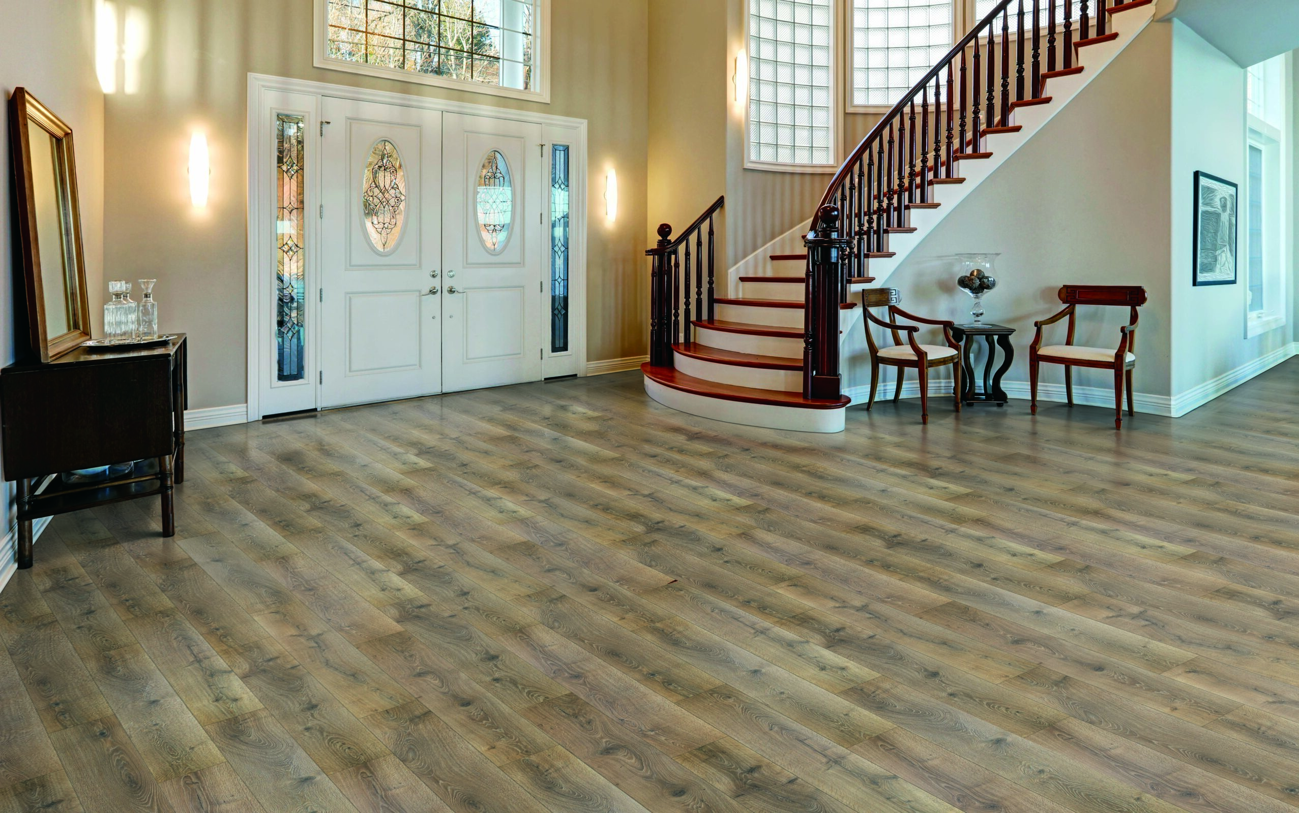 4 Essentials for Your Entryway