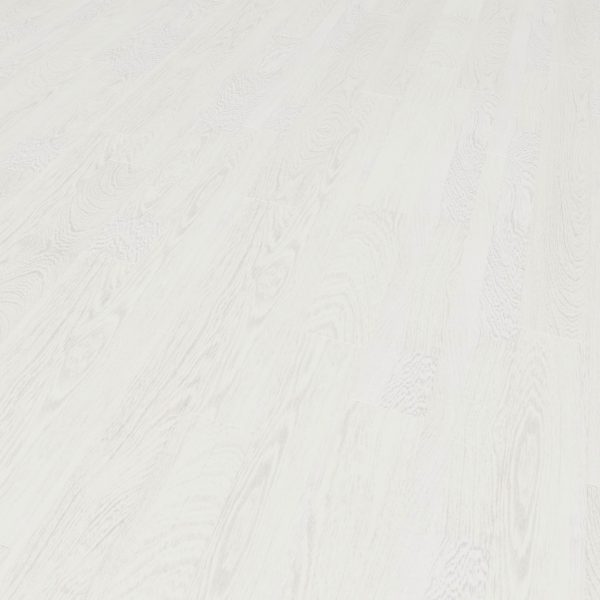 A close-up of the Wenge Passionata floor highlights its light color and subtle wood grain, creating a bright and airy look.