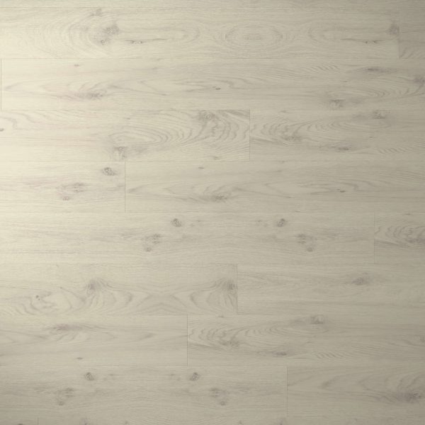 Notus Oak features a light-colored wood with subtle grain and natural knots. Planks are laid in a staggered pattern, delivering a clean, modern look.