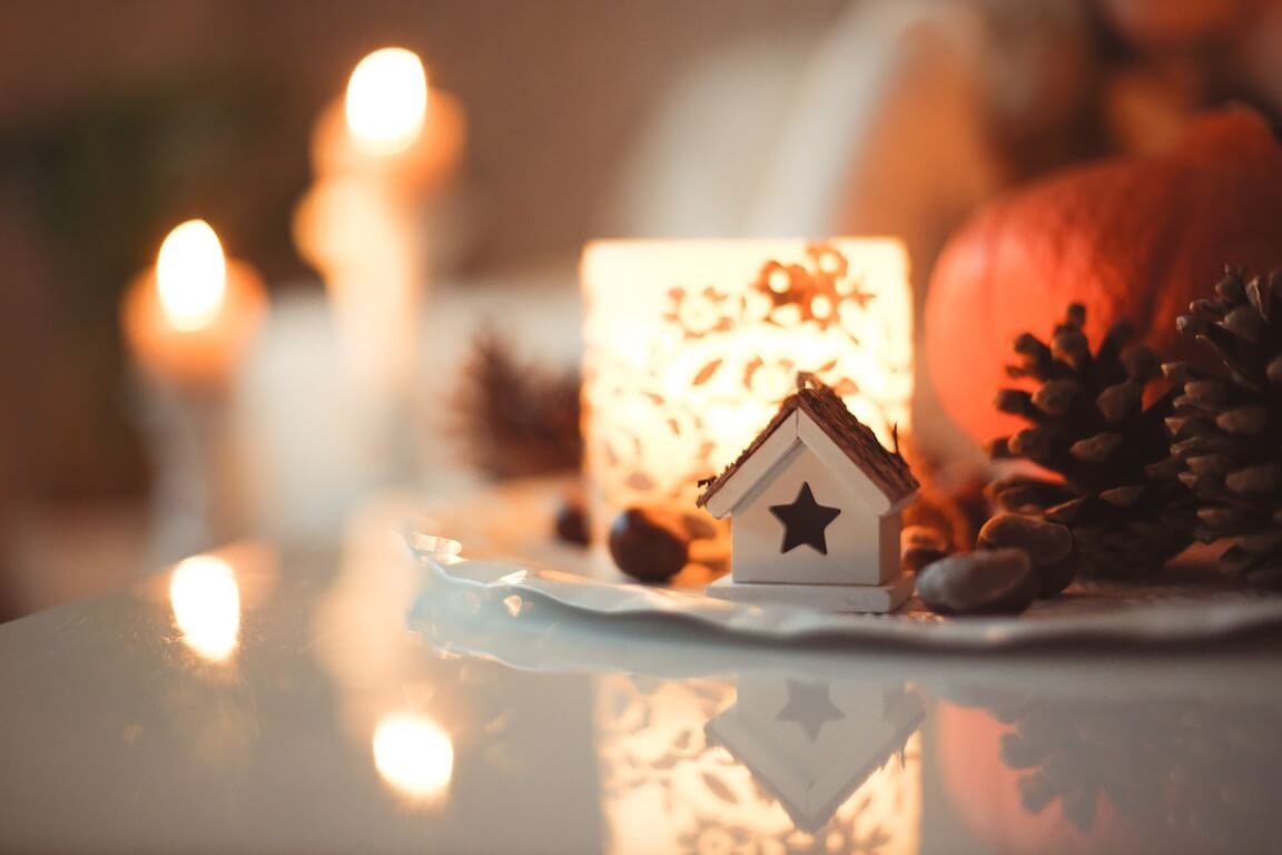 TORLYS Design Notes: Holiday Decorating